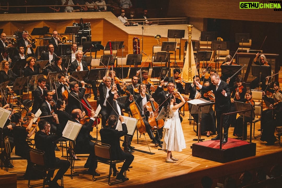 HIMARI - 5.2K Likes - THANK YOU! TOKYO🇯🇵🇨🇭

ORCHESTRE
DE LA SUISSE
ROMANDE
ASIA TOUR 2025

JONATHAN NOTT, CONDUCTOR
HIMARI, VIOLIN

WED. JULY 9
SUNTORY HALL

ジョナサン・ノット指揮
スイス・ロマンド管弦楽団
HIMARI（ヴァイオリン）

2025年7月9日（水）19:00
サントリーホール

..............

ORCHESTRE
DE LA SUISSE
ROMANDE
ASIA TOUR 2025

JONATHAN NOTT, CONDUCTOR
YANG IN MO, VIOLIN
GEORGE LI, PIANO
MICHIAKI UENO, CELLO
HIMARI, VIOLIN

BEIJING 
THU. JULY 3
NATIONAL CENTRE FOR THE PERFORMING ARTS

SEOUL
SAT. JULY 5
SUN. JULY 6
LOTTE CONCERT HALL

KANAGAWA
TUE. JULY 8
MUZA KAWASAKI SYMPHONY HALL

TOKYO
WED. JULY 9
SUNTORY HALL

KYOTO
FRI. JULY 11
KYOTO CONCERT HALL

TOTTORI
SAT. JULY 12
TORIGIN CULTURAL CENTER RIKA HALL

AICHI
SUN. JULY 13
AICHI PREFECTURAL ART THEATER 

#jonathannott #osr #orchestredelasuisseromande #michiakiueno #himari #ジョナサンノット #ノット #スイスロマンド管弦楽団 #上野通明 
@osrorchestre @michiaki_ueno @himariviolin.official 

📸 @nishimaki_tkmi