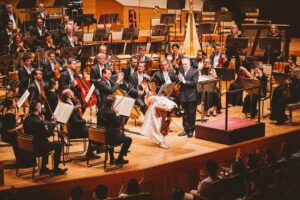 HIMARI Instagram - THANK YOU! TOKYO🇯🇵🇨🇭
ORCHESTRE
DE LA SUISSE
ROMANDE
ASIA TOUR 2025
JONATHAN NOTT, CONDUCTOR
HIMARI, VIOLIN
WED. JULY 9
SUNTORY HALL
ジョナサン・ノット指揮
スイス・ロマンド管弦楽団
HIMARI(ヴァイオリン)
2025年7月9日(水)19:00
サントリーホール
..............
ORCHESTRE
DE LA SUISSE
ROMANDE
ASIA TOUR 2025
JONATHAN NOTT, CONDUCTOR
YANG IN MO, VIOLIN
GEORGE LI, PIANO
MICHIAKI UENO, CELLO
HIMARI, VIOLIN
BEIJING
THU. JULY 3
NATIONAL CENTRE FOR THE PERFORMING ARTS
SEOUL
SAT. JULY 5
SUN. JULY 6
LOTTE CONCERT HALL
KANAGAWA
TUE. JULY 8
MUZA KAWASAKI SYMPHONY HALL
TOKYO
WED. JULY 9
SUNTORY HALL
KYOTO
FRI. JULY 11
KYOTO CONCERT HALL
TOTTORI
SAT. JULY 12
TORIGIN CULTURAL CENTER RIKA HALL
AICHI
SUN. JULY 13
AICHI PREFECTURAL ART THEATER
#jonathannott #osr #orchestredelasuisseromande #michiakiueno #himari #ジョナサンノット #ノット #スイスロマンド管弦楽団 #上野通明
@osrorchestre @michiaki_ueno @himariviolin.official
📸 @nishimaki_tkmi