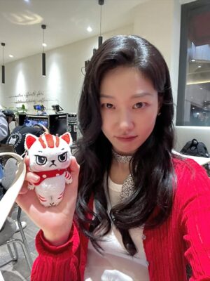 Ha Yoon-kyung Instagram - 301호❤️