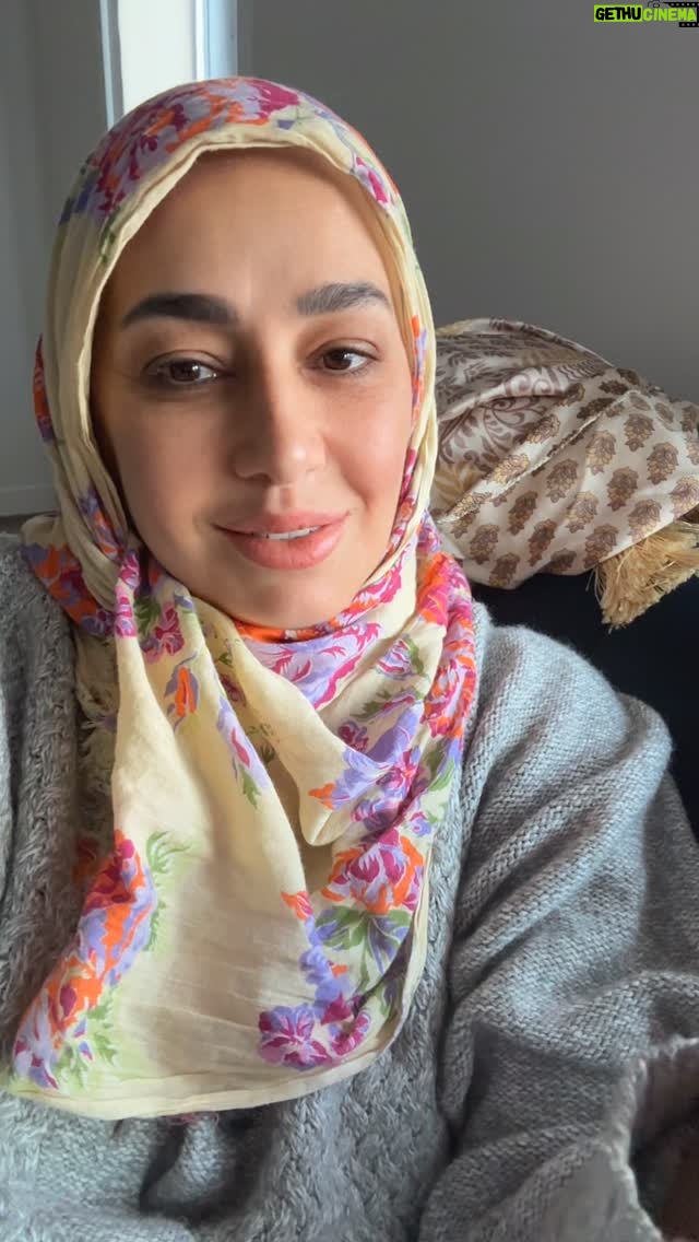 Haala Shiha - 76.8K Likes - ⁨	افتحوا المصحف 
تعالوا نبدأً رحلة جديدة مع كلام ربنا .. تعالوا  نبداً  من جديد نصحي قلوبنا و عقولنا  و اعظم باب لكل الخير و  السعادة الحقيقية و التوفيق و النجاح و الصلة الدائمة مع رب العالمين مع التعلق بكلام رب العالمين … 
#الله #quran  #كلام_الله⁩