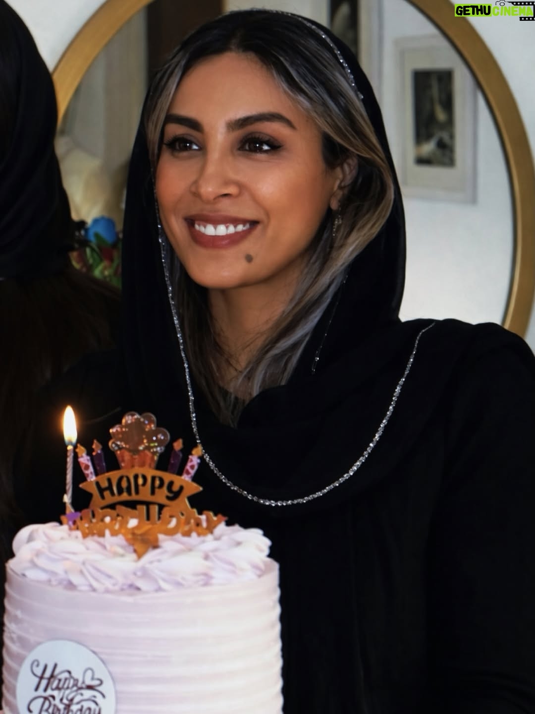 Hadiseh Tehrani - 16.6K Likes - بماند به یادگار 🍓🎂🍾

Happy birthday to me 🎊🎉🪩