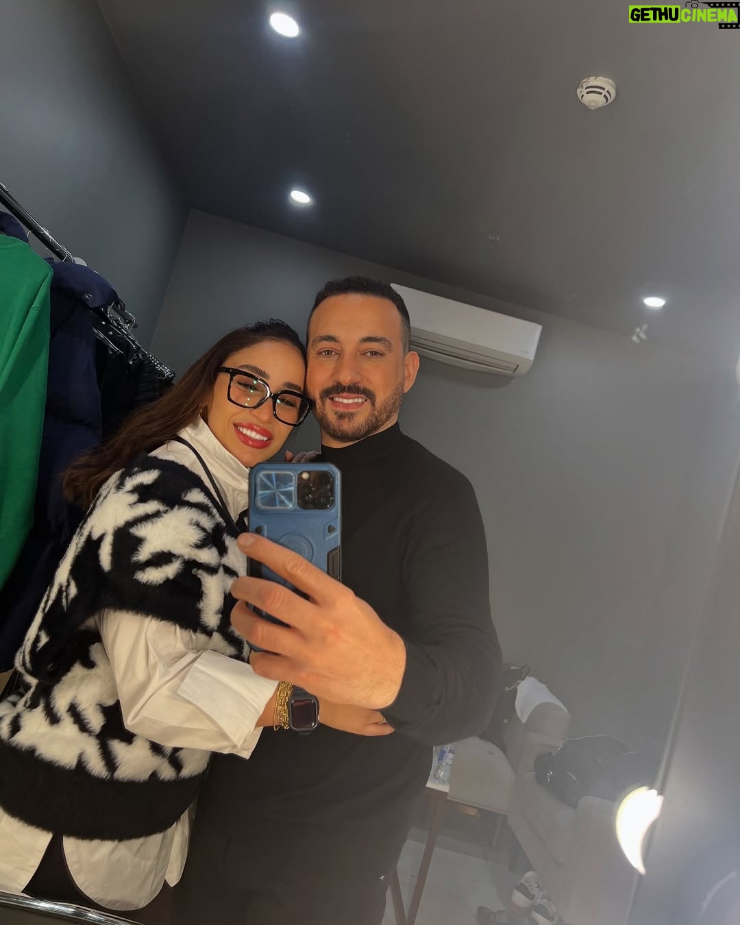 Hagar El Ebiary - 3.1K Likes - كل سنة و انت اغلي ما في الحياة 
كل سنة و انت اطيب و احن 
كل سنة و انت انجح و اهم 
كل سنة و قلبك جميل ونضيف زي ماهو 
❤️❤️❤️ كل سنة و انت حبيبي 
@diabel3aw