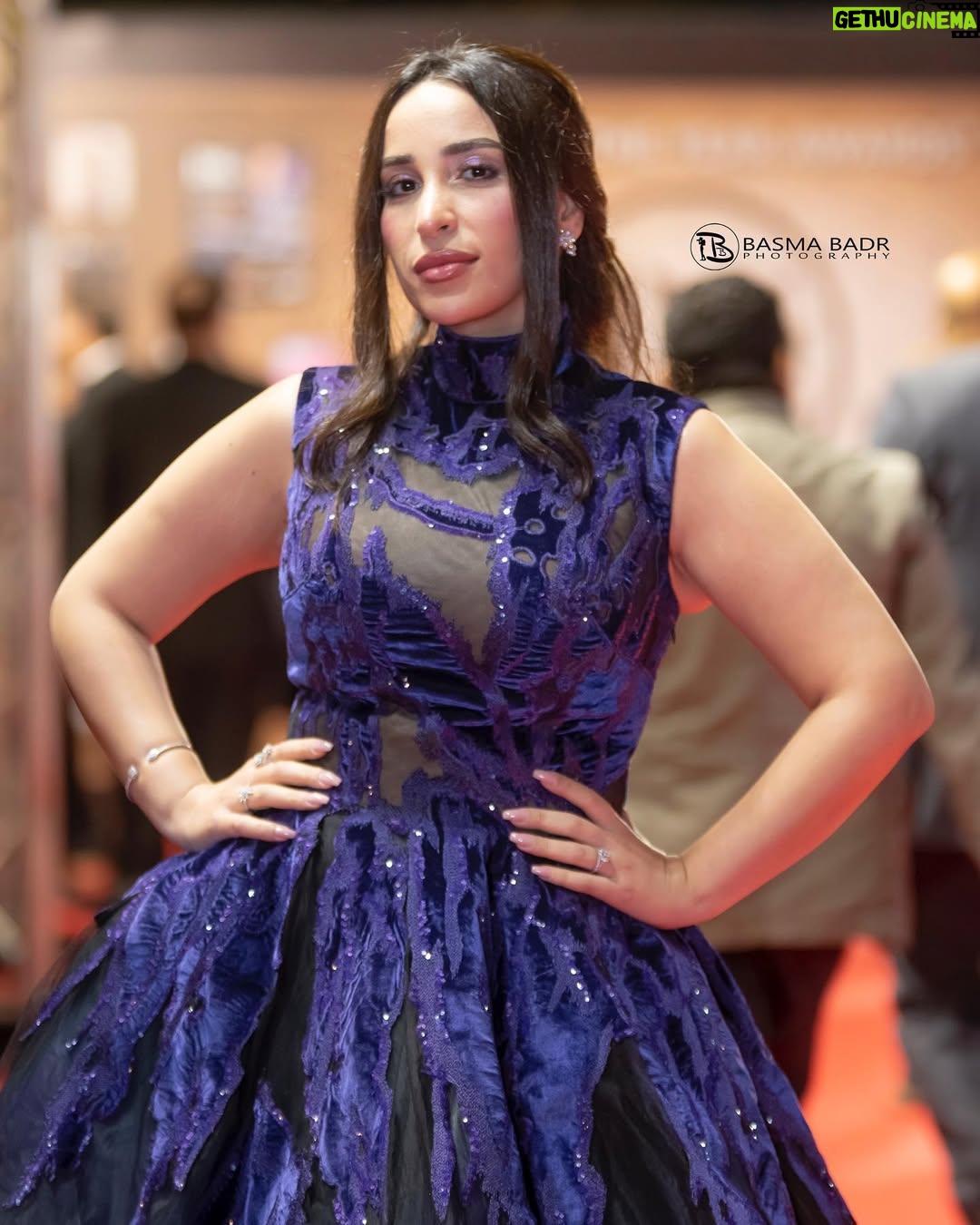 Hagar El Ebiary - 3.8K Likes - الف مليون مبروك يا حبيبي تكريمك و يارب دايماً ناجح و فرحانة بيك اوي ❤️❤️❤️❤️❤️ @diabel3aw 

Styled by : @hanaalmezian 
Dress by : @perla.vip.eg 
Jewelry: @glamour.jewellery 
 Hairdresser: @mina_adel92 @noir.egy 
Makeup: @alaamahran70 
Photographer: @basma.badr.photography