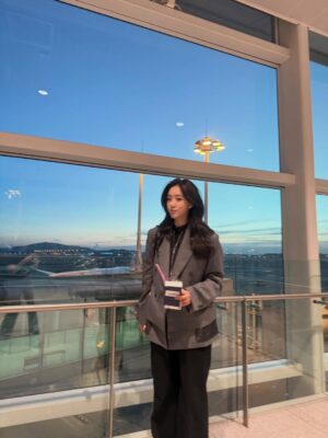 Ham Eun-jung Instagram - 드라마촬영끝나자마자 베트남을 당일로 다녀왔던 날 그래도 공항에서 pho는 먹고 옴 🥢 그래도 우리 멤버들과 퀸즈 만나는건 항상 즐겁지