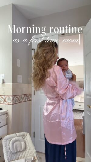 Hannah Brooke Instagram - Mornings with a newborn 🤍
Kayto is already getting so big 😩