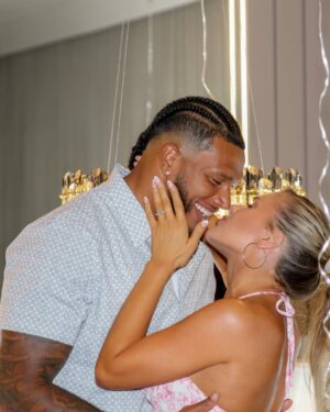 Hannah Brooke Instagram - Mr. & Mrs. Johnson loading …. 💍