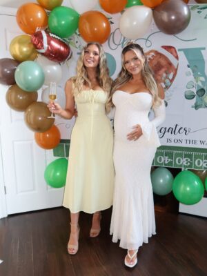 Hannah Brooke Instagram - The sweetest baby shower 🍼✨ Thank you to everyone who came and celebrated our baby Johnson on the way 🥹