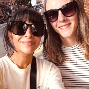 Hannah Simone Instagram - Everything I have done is because of the crazy love, unhinged support and undeniable hotness of the women I am lucky enough to be loved by 👀❤️ tag your ride or dies below 💃🏽💃🏽