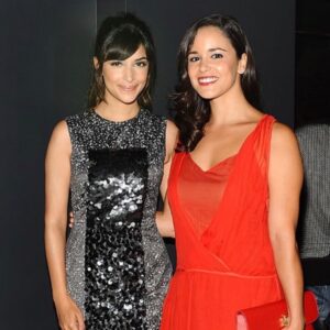 Hannah Simone Instagram - Everything I have done is because of the crazy love, unhinged support and undeniable hotness of the women I am lucky enough to be loved by 👀❤️ tag your ride or dies below 💃🏽💃🏽