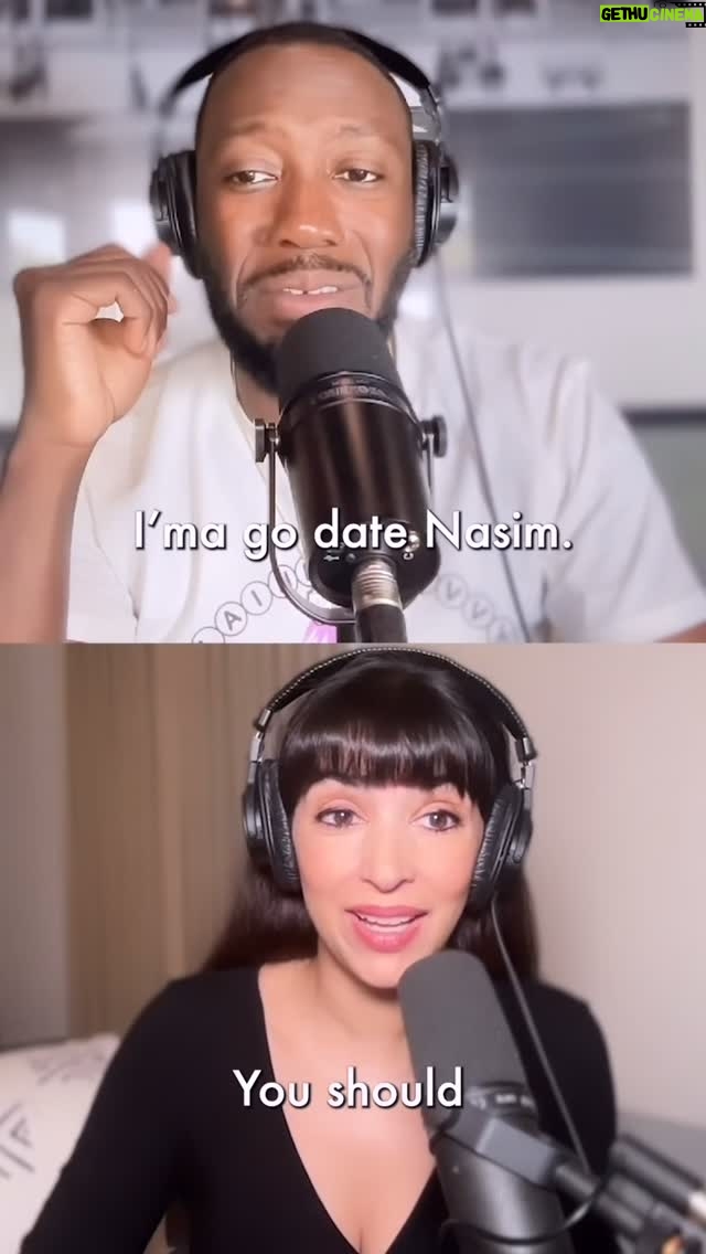Hannah Simone - 78.9K Likes - When I have the flu the bits become chaotic. A true Winston/ Aly Messaround 😂😂😂 this entire episode is unhinged. You can thank the Theraflu.
