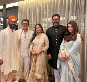 Harshdeep Kaur Instagram - Heartiest congratulations to the lovely couple @arjuntendulkar24 & @saaniyachandhok 💕 Celebrated with some very special people!
#ArjunWedsSaaniya #arjuntendulkar #sachintendulkar