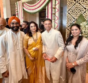 Harshdeep Kaur Instagram - Heartiest congratulations to the lovely couple @arjuntendulkar24 & @saaniyachandhok 💕 Celebrated with some very special people!
#ArjunWedsSaaniya #arjuntendulkar #sachintendulkar