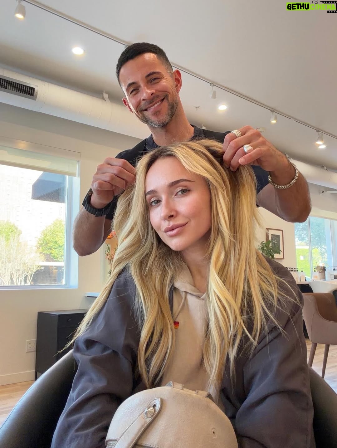 Hayden Panettiere - 25.8K Likes - Fun, laughs, and good hair days with the fabulous @erickohair 🎨💅.