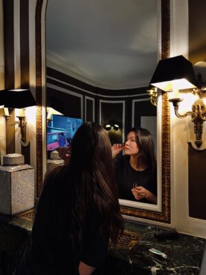 Hazal Subaşı Instagram - Güzel gel 2026.. ♥️ Mutlu yıllarrrr!