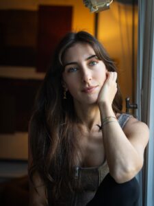 Actress Hazar Motan HD Photos and Wallpapers November 2025