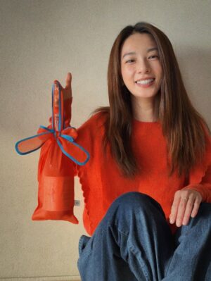 Hebe Tien Fu-chen Instagram - 大年初一🐎🐟🍾🍊🧨🧧🎊
新年快樂
神馬都有
陽光燦爛
年年有魚
大吉大利
常常酒酒

#應景的me