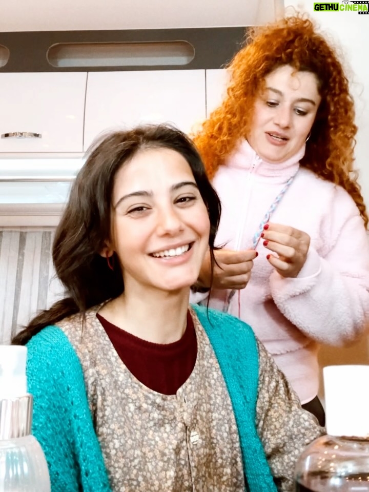 Helin Kandemir - 381.3K Likes - “Ay bunları kesssin atıcam yayından sonra”🐣 @sevdigimsensintvresmi