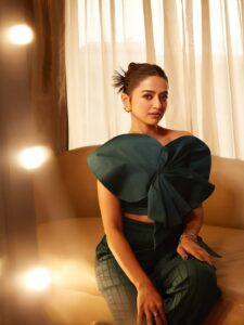 Actress Helly Shah HD Photos and Wallpapers February 2026