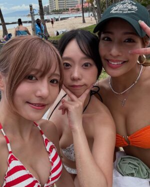 Hikaru Aoyama Instagram - sherbet 10周年㊗️
ハワイに連れて行ってもらいました〜!!
撮影もしてきたのでお楽しみに☺️️🩵
お祝いもしてもらいましたし
買い物もしたし
久しぶりのハワイ楽しかった~
ご飯美味しすぎ🥹🤫
また行きたいな🥹笑笑
とにかく、5/31の東京初日から
ライブ頑張りますよん🔥
チケット発売中なので、ゲットしてない方はしてね!
詳しくはsherbetのXにて🙏🙏
#instagood #instafood