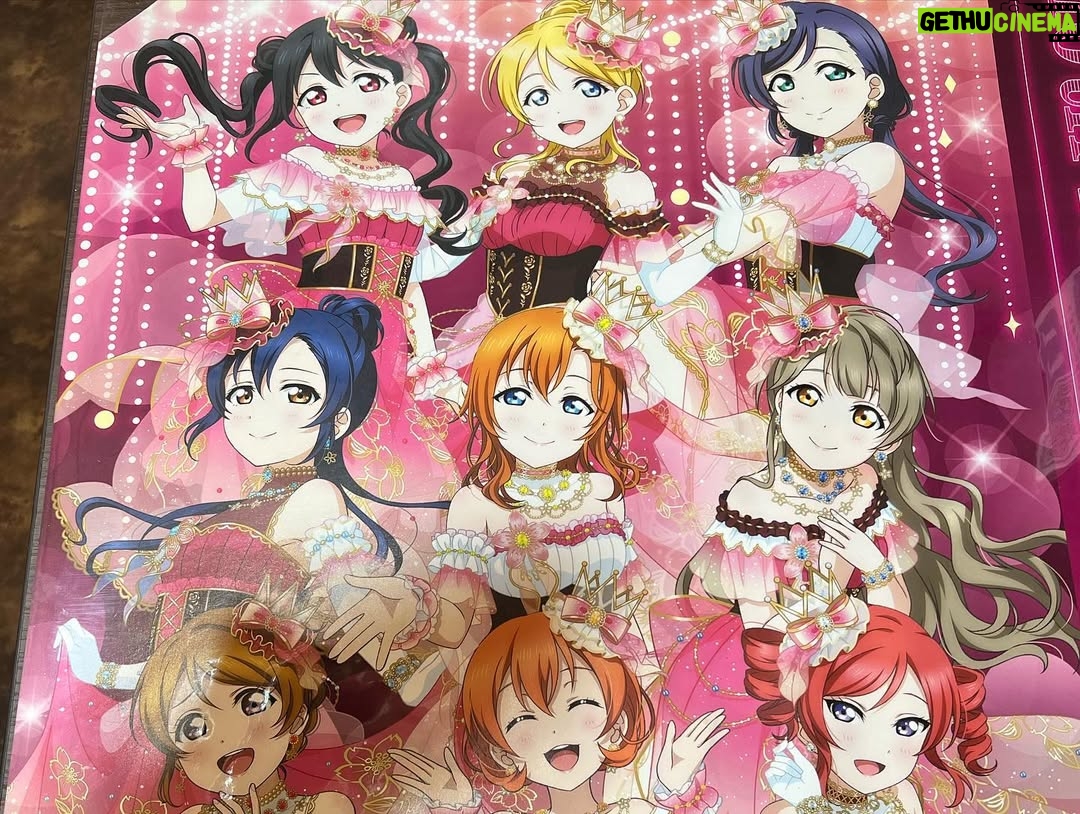 Hikaru Aoyama - 6.2K Likes - 先日、あいあいとオタ活してきました〜っ
安定のラブライブカフェ☕✧
やっぱμ's最高やん？🥰🥰
可愛すぎた、そしてスクフェス2をその場でダウンロードしましたww
．
カフェからもらえるUFOキャッチャー券で
まさかの2回で取れるミラクル🤣
えりちだったけど🤣まあよし🫶
あいあいからもらいました🫶💗
．
そして、久しぶりにプリクラ✨
色んな意味で変わりすぎてて、驚いたww
めっちゃ笑いましたわ😄
最近のプリクラはすごいねえ😌😌w
．
あいあいとまったりゆったりオタ活して楽しかったわ〜🥹✨
またしたい🤤✨