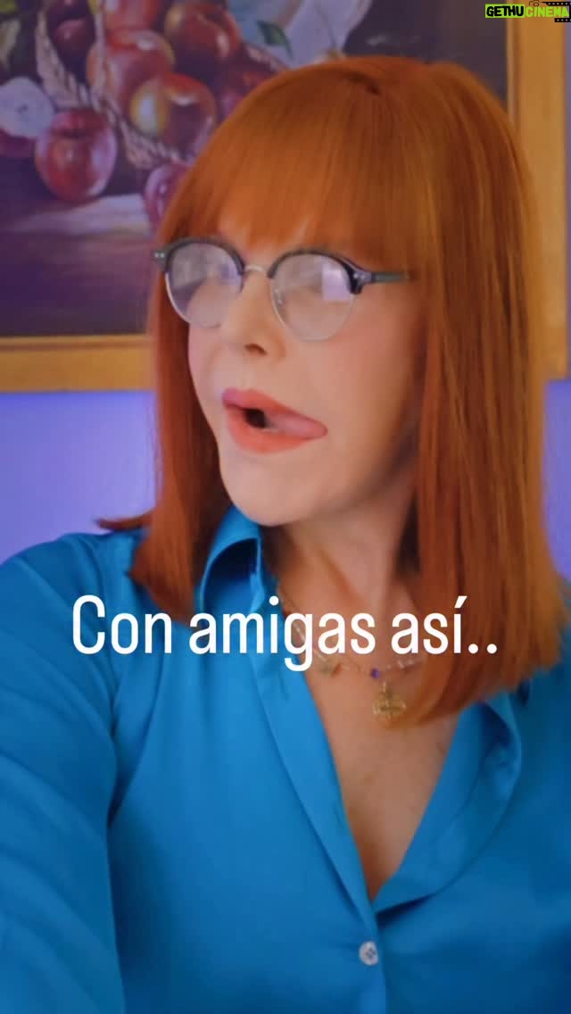 Hilda Abrahamz - 5.2K Likes - Las “amigas” que hablan de todo el mundo…
menos de ellas mismas.

Porque si contaran su vida, no les alcanzaría el cuento.
La amistad no es aguantar toxicidad, es identificarla y dejarla sentada sola en esa mesa donde tú ya no perteneces. 😳 

Producción @produccioneshildaabrahamz 
Cámara y edición @videomti 

#hildaabrahamz #seteniaquedecirysedijo