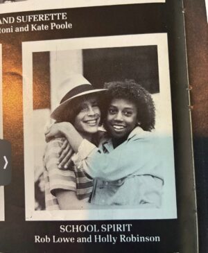 Holly Robinson Peete Instagram - Happy Birthday to my buddy of…. Gulp…50 years!! 🤯🤯🤯Friends since 7th grade omggggg! From french class to the talent shows to marriage kids- to rooting for our Dodgers- and so much in between! So glad our friendship has endured the test of many seasons… whewww the stories we got 😅😅 Love you @roblowe 🎂 🎉
(By the way this song was a hit back in jr high! Float on, baby!)