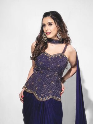 Hrishitaa Bhatt Instagram - Not just wearing an outfit — wearing confidence 💜
Classic. Powerful. Unapologetic.

Styledby- @stylebyriyajain
Assistant Stylist- @Moreprachie__ @instylewithtithi
Outfit- @anshuman_nair777 @Houseofarv × @_ravinaborade_
Jewellery- @pastel_pearls_jewellery
MUA- @manish_kerekar
Hair by- @hairstylist_reshma
📸- @anirudh_ramteke @abhi_nair1997
Managed by- @moushumibanerji

#SoftElegance #GracefulVibes #SubtleGlam #TimelessBeauty #QuietLuxury EveningGlam IndianElegance ModernEthnic GraceInMotion StatementStyle