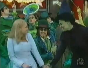 Idina Menzel Instagram - Wiz'nt it wonderful?! 💚 A look back at Idina Menzel & Kristin Chenoweth bringing #WICKED to the Macy's Thanksgiving Day Parade! 💚 #WICKED