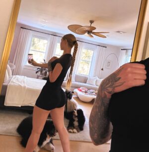 Iggy Azalea Instagram - Adventure time.