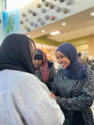 Ilhan Omar Instagram - Minnesota strong ❤️