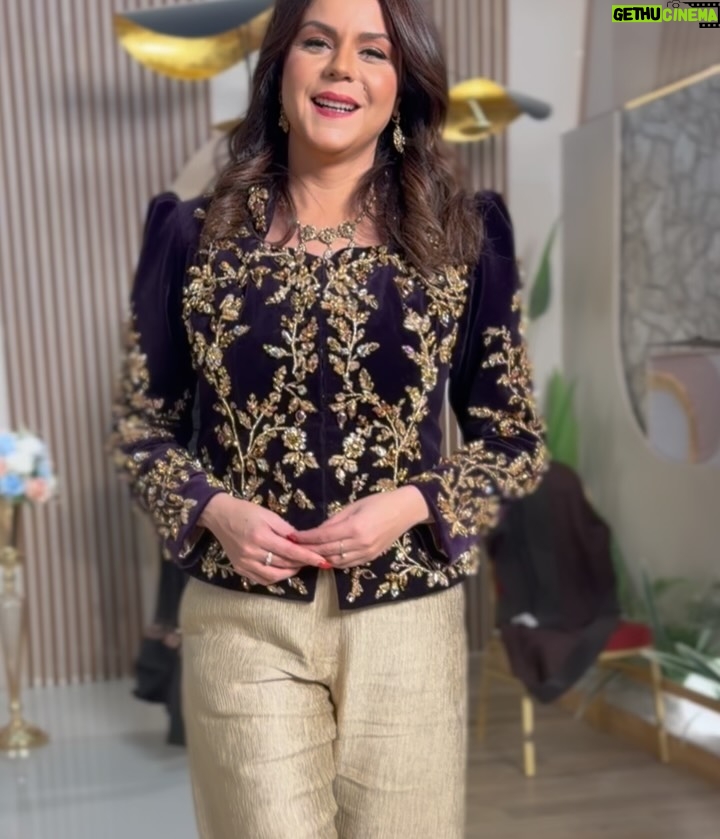 Imen Noel - 2.9K Likes - صح عيدكم.

Merci @creation.lylena  pour toutes ces belles vêtes karakou