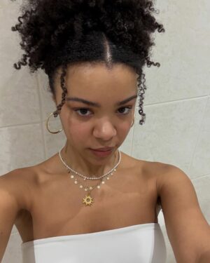 India Ria Amarteifio Instagram - Relax, just trynna be more Oompa at the function guys 🤷🏽‍♀️