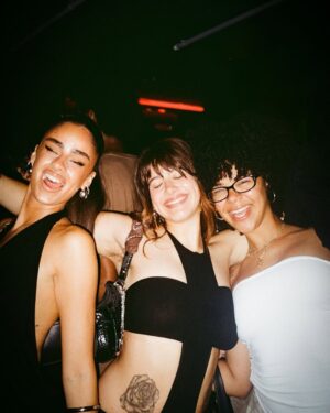 India Ria Amarteifio Instagram - Relax, just trynna be more Oompa at the function guys 🤷🏽‍♀️