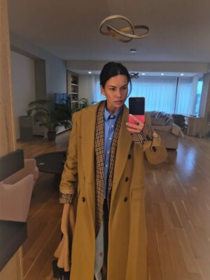 Inna Instagram - I’ve realized my hair is the only thing we disagree on. You want it reaching the floor, and I just want to be able to see my neck! Can we meet in the middle, or should I just hide the scissors? ❤️