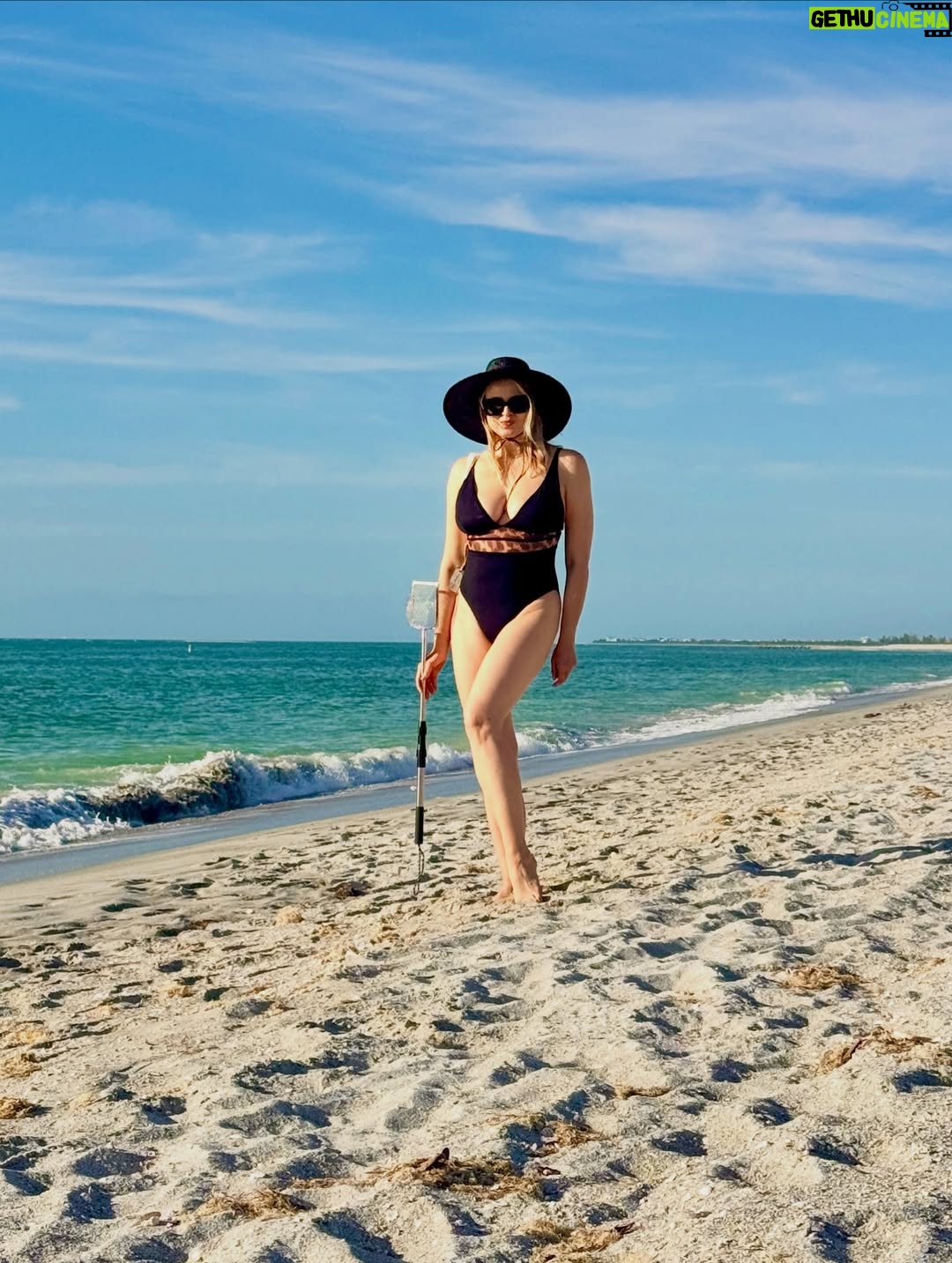 Irina Voronina - 8.1K Likes - Celebrating 48 orbits around the sun with my favorite people on Captiva's stunning shores! ☀️🏝️🥳🎉🌊 Thanks for the Birthday love! 🙏🏼💕💃 #birthdaylove #irinavoronina #captiva #saggitarius♐️