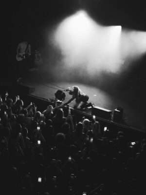 Isabel LaRosa Instagram - i miss singing for you