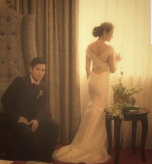 Isabel Oli Instagram - Happy 42nd Birthday… wait, what… 42?! OMG! Getting even more pogi ha!!!🤣

Cuff, you are working today on your special day but I’m sure okay lang because you’re doing one of the things you love… directing.
Pero just want to take a moment to say how I appreciate you, how grateful I am for you, and how you’re such a blessing to me and our kids. One thing I love most is that no matter how tired you are, you always make time for us. Iba ka♥️ 

I pray that God will continue to bless you, protect you, guide you and fill you with joy and peace. May you continue to fulfill God’s purpose for you. May all the dreams of your heart come true according to God’s will🙏🏻

Blessed Birthday to you my Valentine @johnprats @direkpratty 🎂 

Love you 😘