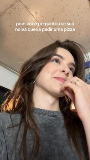Isabella Moreira Instagram - ela ficou assim por uns 20 minutos 🗣️