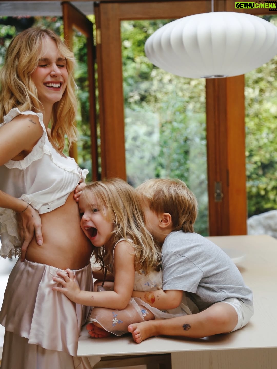 Isabella Scherer - 424.8K Likes - oooops… I did it again 🤰🏼✨