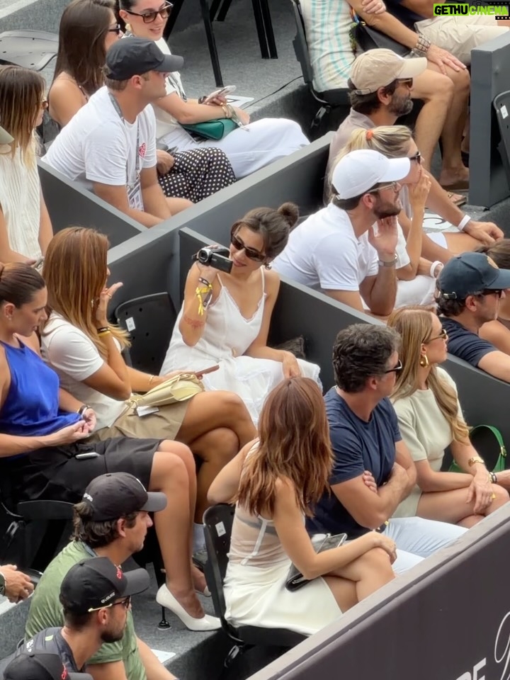 Isadora Cruz - 124.8K Likes - Final do Rio Open com @rolex obrigada pelo convite! 🤍🎾 Foi incrível presenciar mais uma vitória pro Brasil e sentir como o esporte sempre nos une e emociona. Parabéns @joaoffonseca & @marcelomelo83 🇧🇷 @rioopenoficial