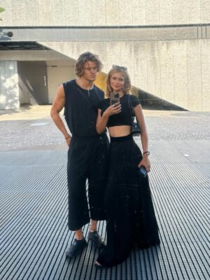Isadora Cruz Instagram - My valentine🌞 Te amo @pinheiiiroo