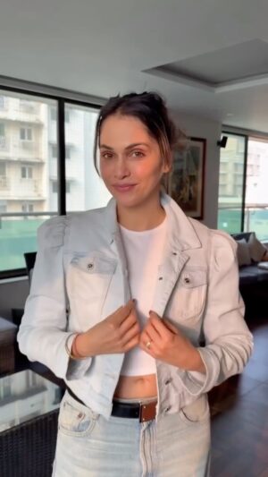 Isha Koppikar Instagram - ये सुधार नहीं, अहंकार है।
#अहंकार #EgoNotAdvice #egotrip #selfsatisfaction #mindyourbusiness