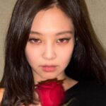 JENNIE