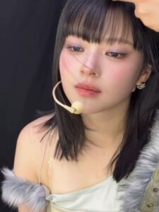 Actress JEONGYEON HD Photos and Wallpapers December 2025