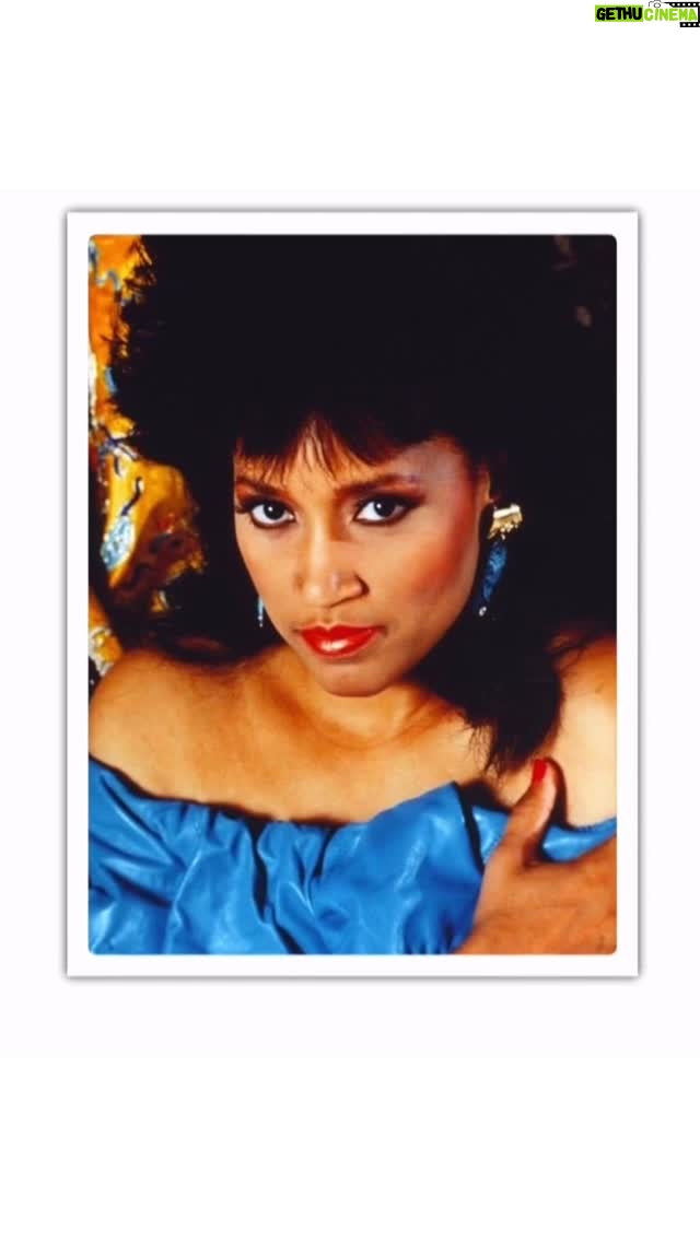 Jackée Harry - 27.5K Likes - Oh the 90s.. I was more than a momma! 😝💋