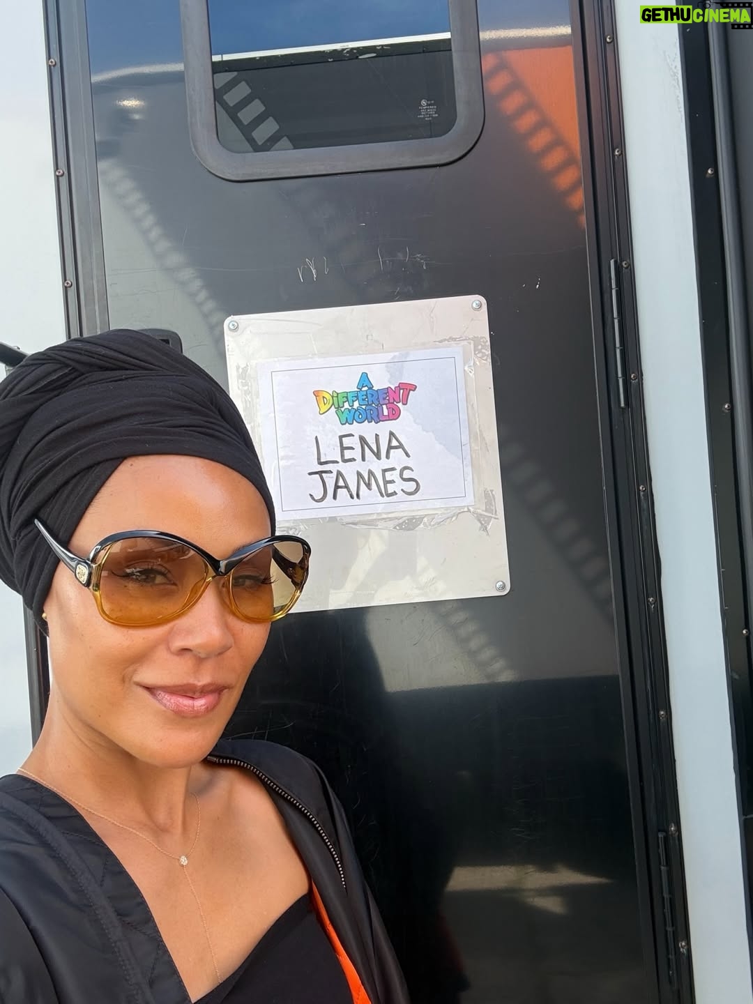 Jada Pinkett Smith - 85.4K Likes - She back 😜#ADifferentWorld✨