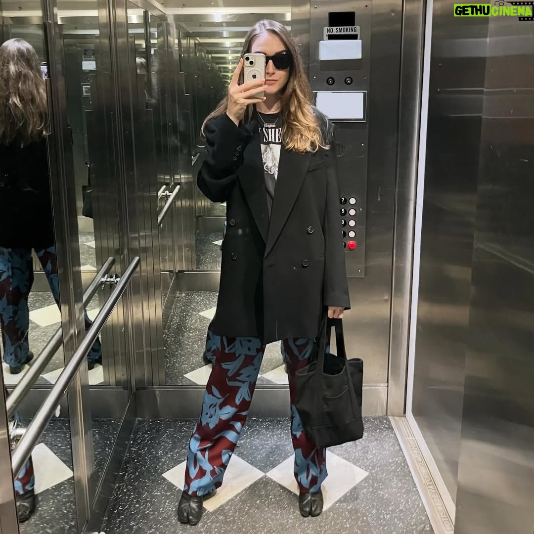 Jamie Clayton - 4.1K Likes - 🥹