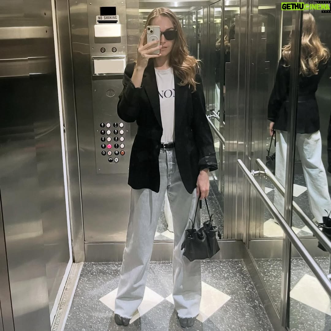 Jamie Clayton - 4.1K Likes - 🥹