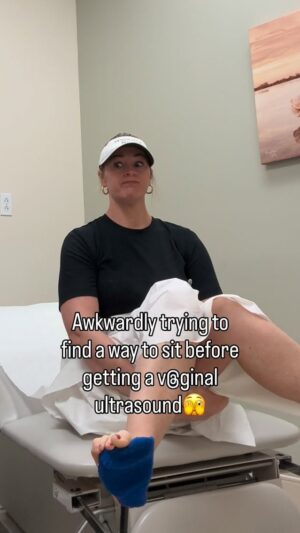 Jamie Otis Instagram - I found out I have a cyst on my left ovary.🫣 Well, I have them on both, but the one on the left is gnarly looking so my doc wants to watch it closely. Soooo I’ll be going back to the doc in 2 months for another v@g ultrasound.

So fun.🤦🏼‍♀️😅

Women and the things we have to do to make sure we are healthy🙃😅