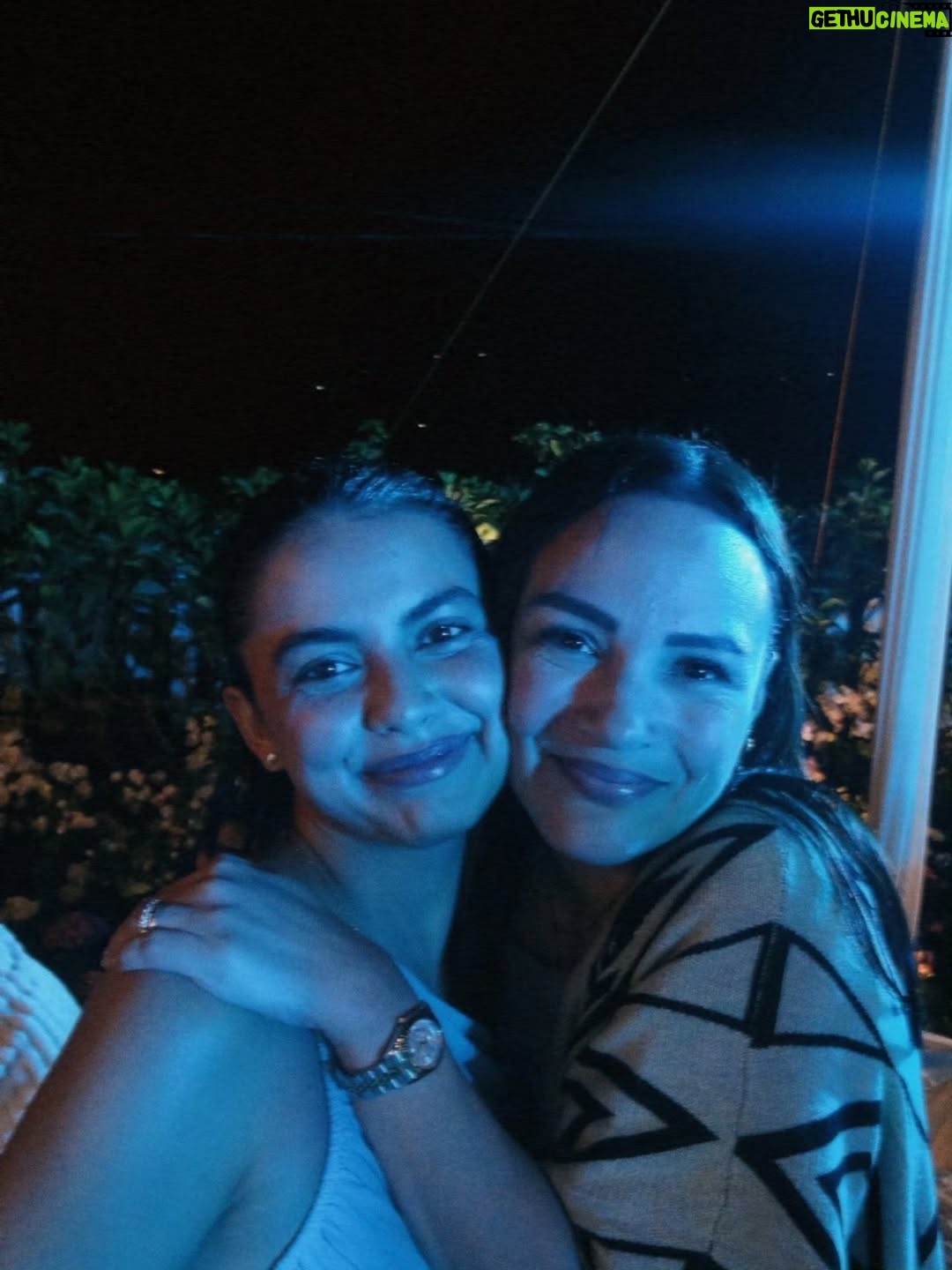 Janine Gutierrez - 130.3K Likes - family day 🤍

congratulations uncle ken and sam!!!! Ken and I grew up together, along with all of mama's siblings and I'm so happy for him!!! celebrating you and your family always, Ken, Sam & Summer!! 🤍 🤍

also sinulit na namin ang chance na magpa-picture sa parents ala graduation. kita na kung sino ang kamukha nino!!!! so grateful to always celebrate and spend time with both of you, mama and papa :)